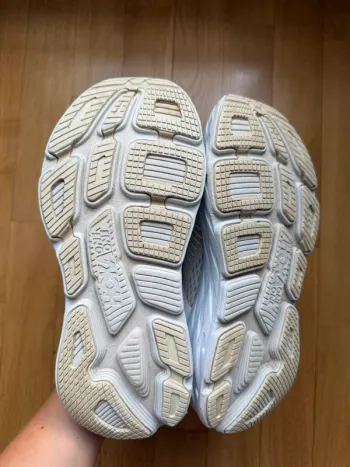 Used Hoka Bondi 7 bike — image 7 of 12