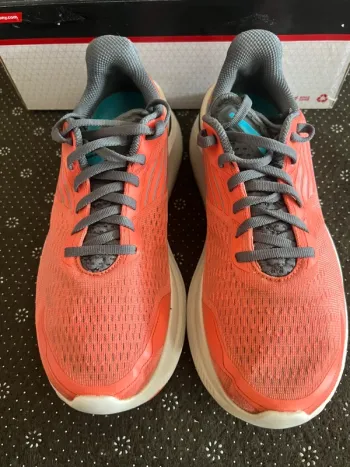 Gebrauchtes Saucony Endorphin Shift 3 bike — Bild 2 von 6