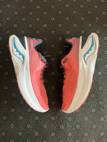 Gebrauchtes Saucony Endorphin Shift 3 bike