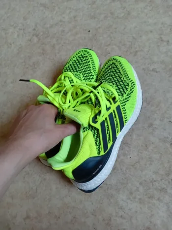 Käytetty Adidas Running Shoes bike — kuva 2 / 5