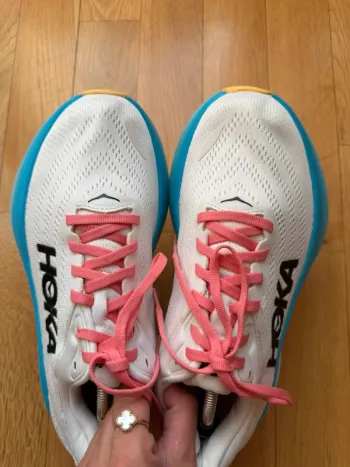 Used Hoka Bondi 8 bike — image 4 of 11