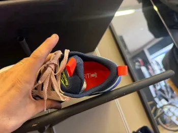 Używany Saucony Ride TR2 bike — zdjęcie 3 z 4