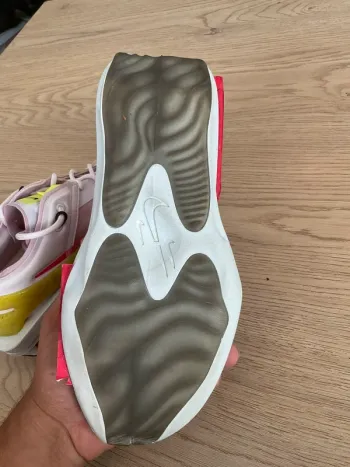 Použité Nike Air Zoom SuperRep 3 bike — obrázek 6 z 6