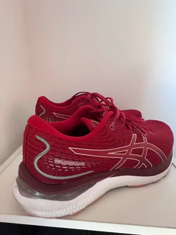 Used Asics Gel Nimbus 24 bike
