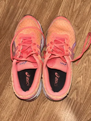 Used Asics Gel Cumulus 24 bike — image 3 of 5