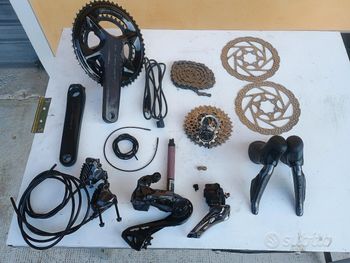 Gebrauchtes Shimano Ultegra R8100 Di2 2024 bike