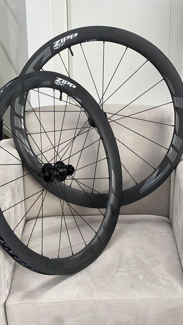 Used Zipp 404 S Wheels 2026 bike — image 7 of 8