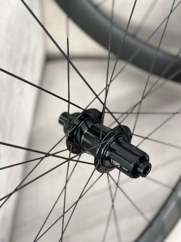 Used Zipp 404 S Wheels 2026 bike — image 4 of 8