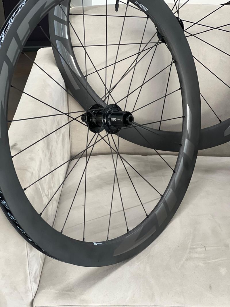 Used Zipp 404 S Wheels 2026 bike — image 3 of 8