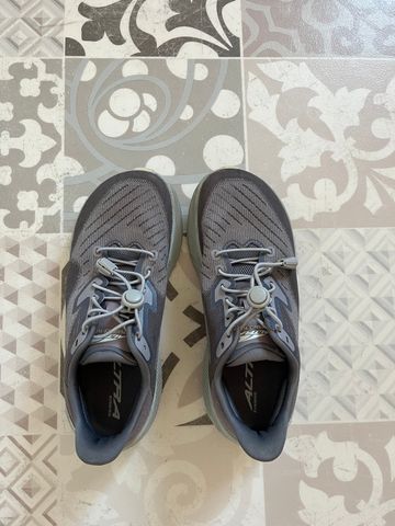 Brugt Altra Expérience Flow 2025 Running Shoes