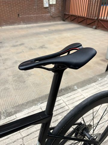 Tweedehands Selle Italia SLR Boost Kit Carbonio 2025 Saddles & Seatposts