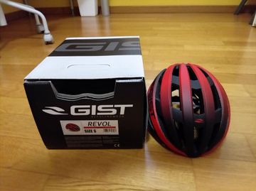 Used Gist Revol Helmet 2026 Cycling Accessories