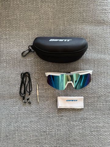 Tweedehands Giant Sunglasses bike — afbeelding 1 van 3
