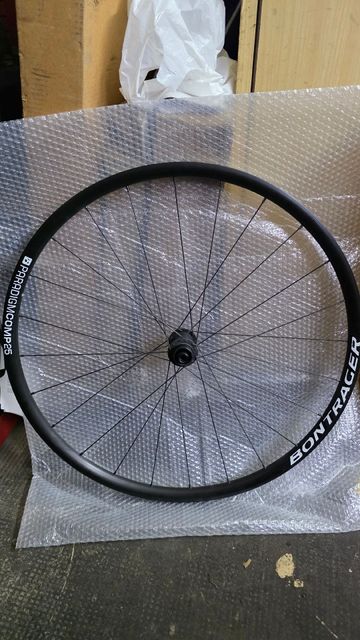 Gebrauchtes Bontrager Paradigm Comp 25 Wheels