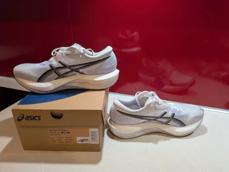 Asics Magic Speed 5 bike usato — immagine 2 di 8