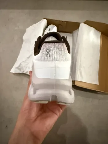 Used On Running On Shoes Size 42 bike — image 3 of 9