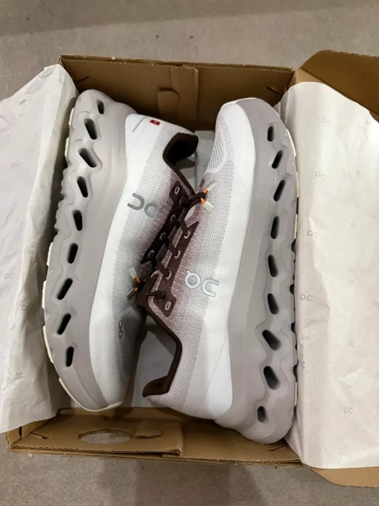 Used On Running On Shoes Size 42 bike — image 8 of 9