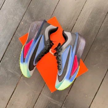 Used Nike Zoom Fly 6 bike — image 2 of 5