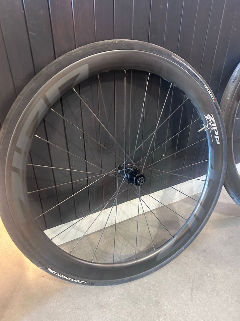 Brugt Zipp 303 SE Wheels 2025 bike — billede 10 af 12