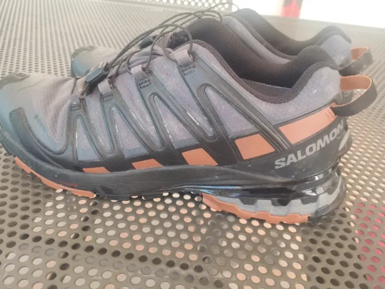 Used Salomon XA Pro 3D v8 GTX bike — image 5 of 6