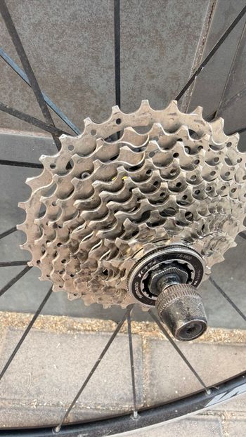 Brugt Mavic Aksium 2019 bike — billede 5 af 6
