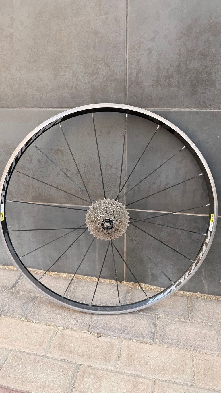Brugt Mavic Aksium 2019 bike — billede 2 af 6