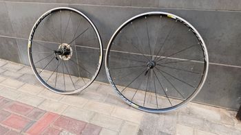 Brugt Mavic Aksium 2019 bike — billede 4 af 6