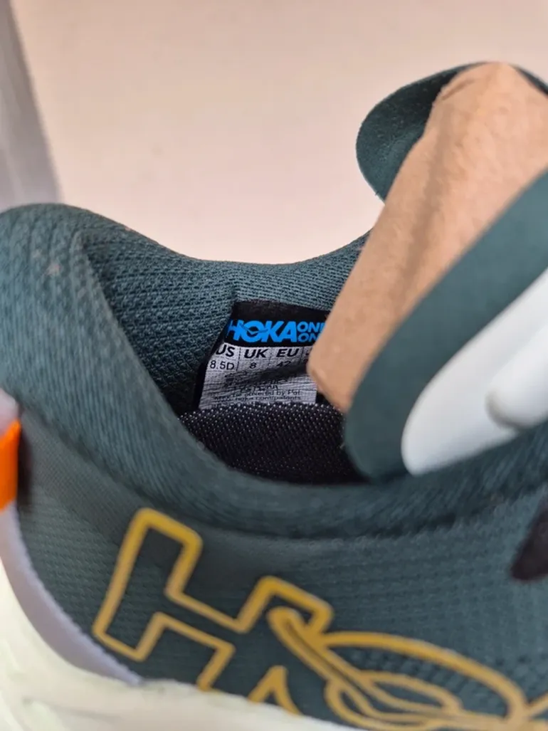 Gebrauchtes Hoka Speedgoat 7 bike — Bild 2 von 4