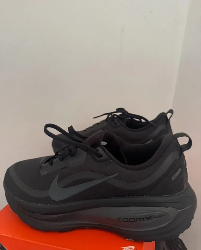 Gebrauchtes Nike Vomero 18 Gore-Tex bike — Bild 3 von 3