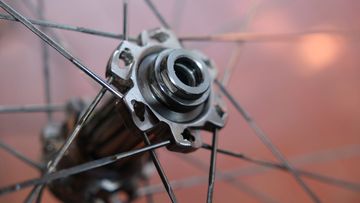Used Shimano Dura Ace WH-R9270-C36-TL bike — image 5 of 19