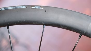 Used Shimano Dura Ace WH-R9270-C36-TL bike — image 16 of 20