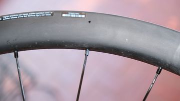 Used Shimano Dura Ace WH-R9270-C36-TL bike — image 16 of 19