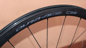 Used Shimano Dura Ace WH-R9270-C36-TL bike — image 2 of 19