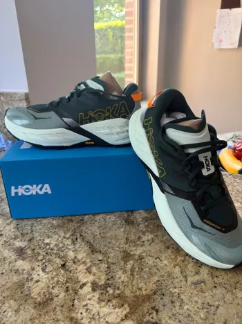 Gebrauchtes Hoka Speedgoat 7 bike