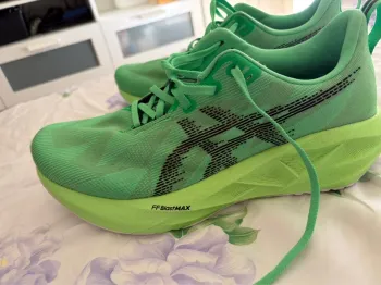 Gebrauchtes Asics novablast 5 bike — Bild 9 von 10