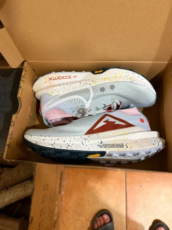 Gebrauchtes Nike Zoom Zegama Trail 2 bike — Bild 9 von 10