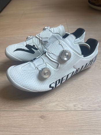 Použité Specialized Ares 2 Road Cycling Shoes 2026 bike