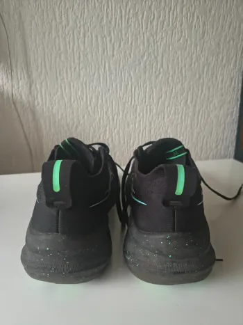 Tweedehands Asics Gel Nimbus 26 bike — afbeelding 3 van 7