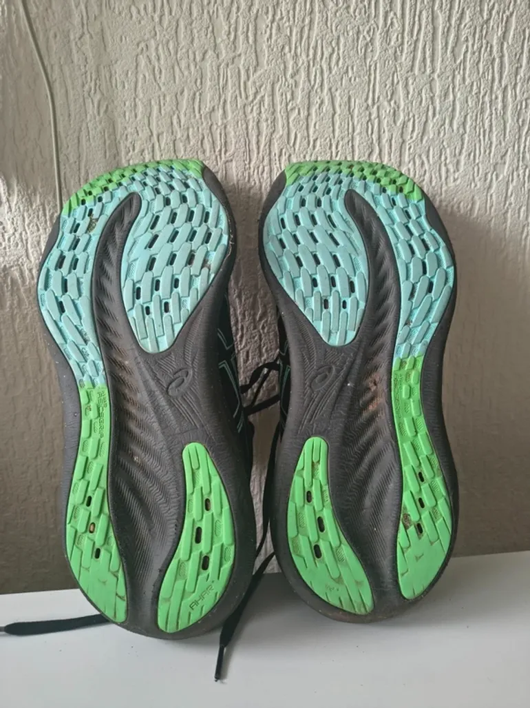 Tweedehands Asics Gel Nimbus 26 bike — afbeelding 7 van 7