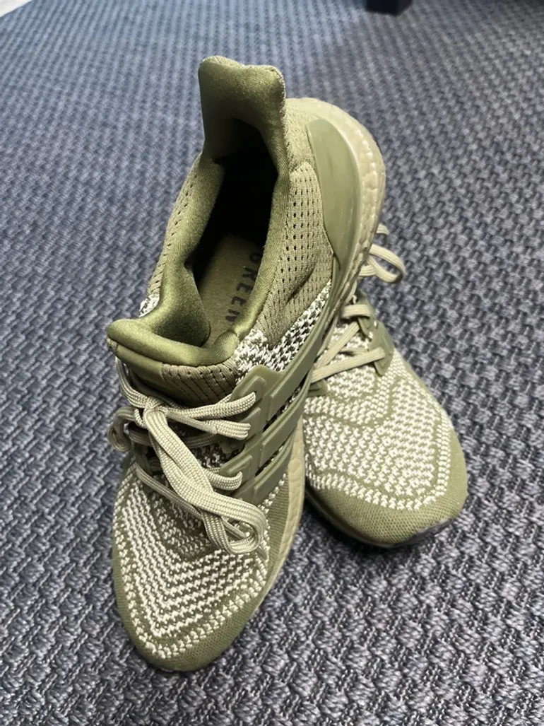 Used Adidas Ultra Boost bike — image 2 of 4
