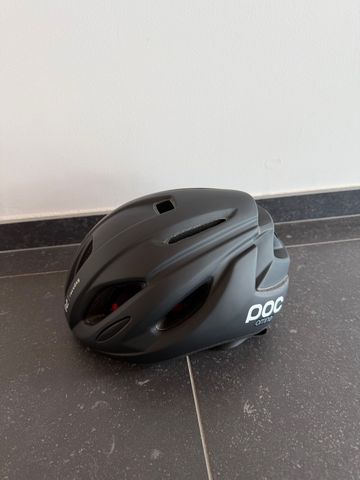 Tweedehands POC Cycling Helmet bike — afbeelding 1 van 11