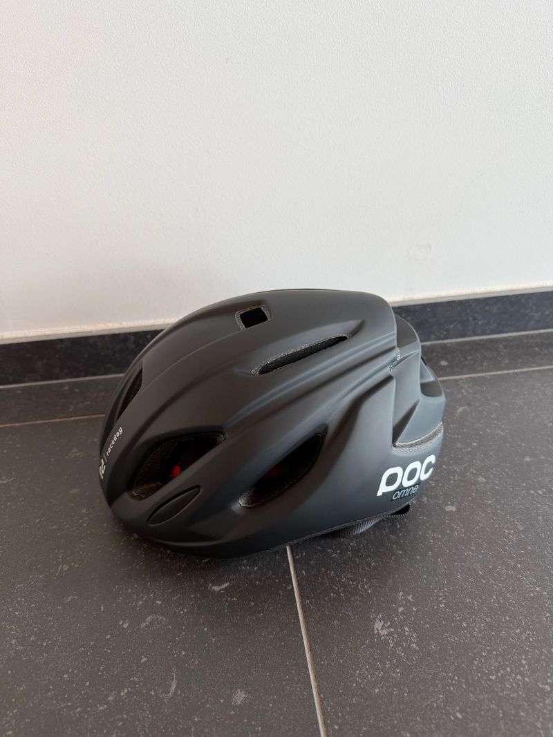 Tweedehands POC Cycling Helmet bike — afbeelding 1 van 11