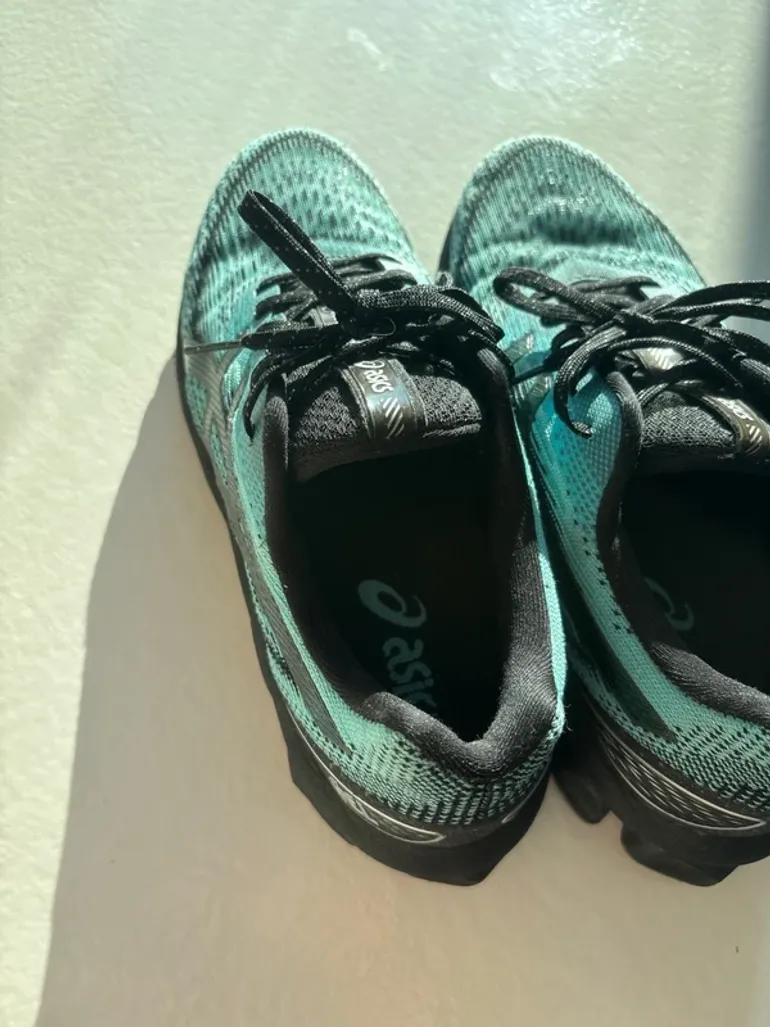 Używany Asics Schuhe Gr.42 bike — zdjęcie 2 z 5