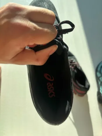Gebrauchtes Asics Schuhe 42, 5 bike — Bild 4 von 7