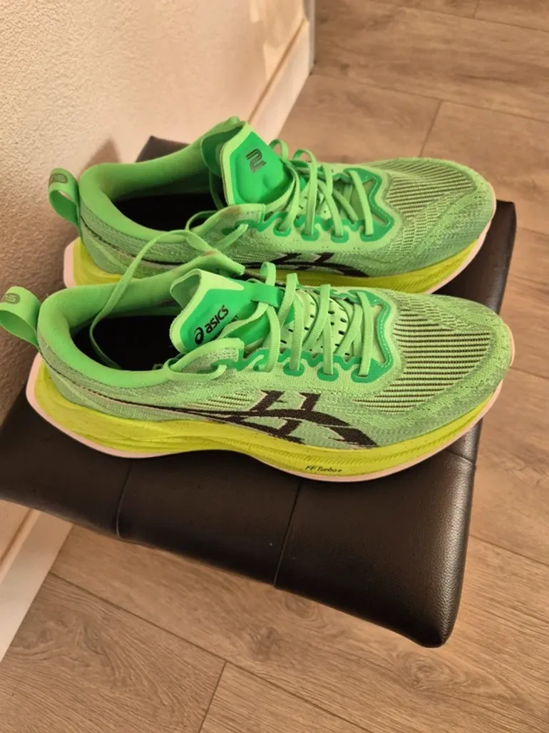 Used Asics Superblast 2 bike — image 2 of 7