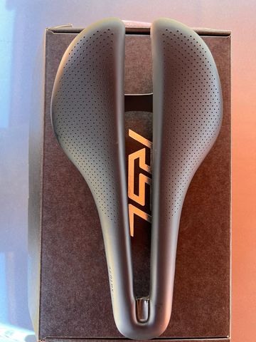 Trek Aeolus RSL 2025 bike usato — immagine 1 di 8