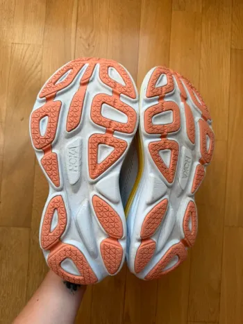 Gebrauchtes Hoka Bondi 8 bike — Bild 7 von 11
