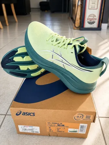 Gebrauchtes Asics Gel-Nimbus 28 bike