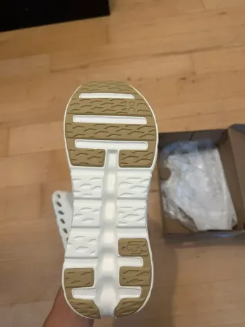Použité On Running Cloudtilt bike — obrázek 7 z 7
