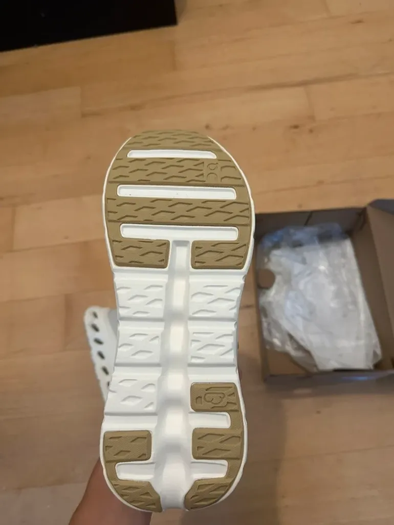 Použité On Running Cloudtilt bike — obrázek 7 z 7